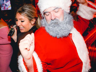7 Reasons to Start Planning Your Work Holiday Party Now