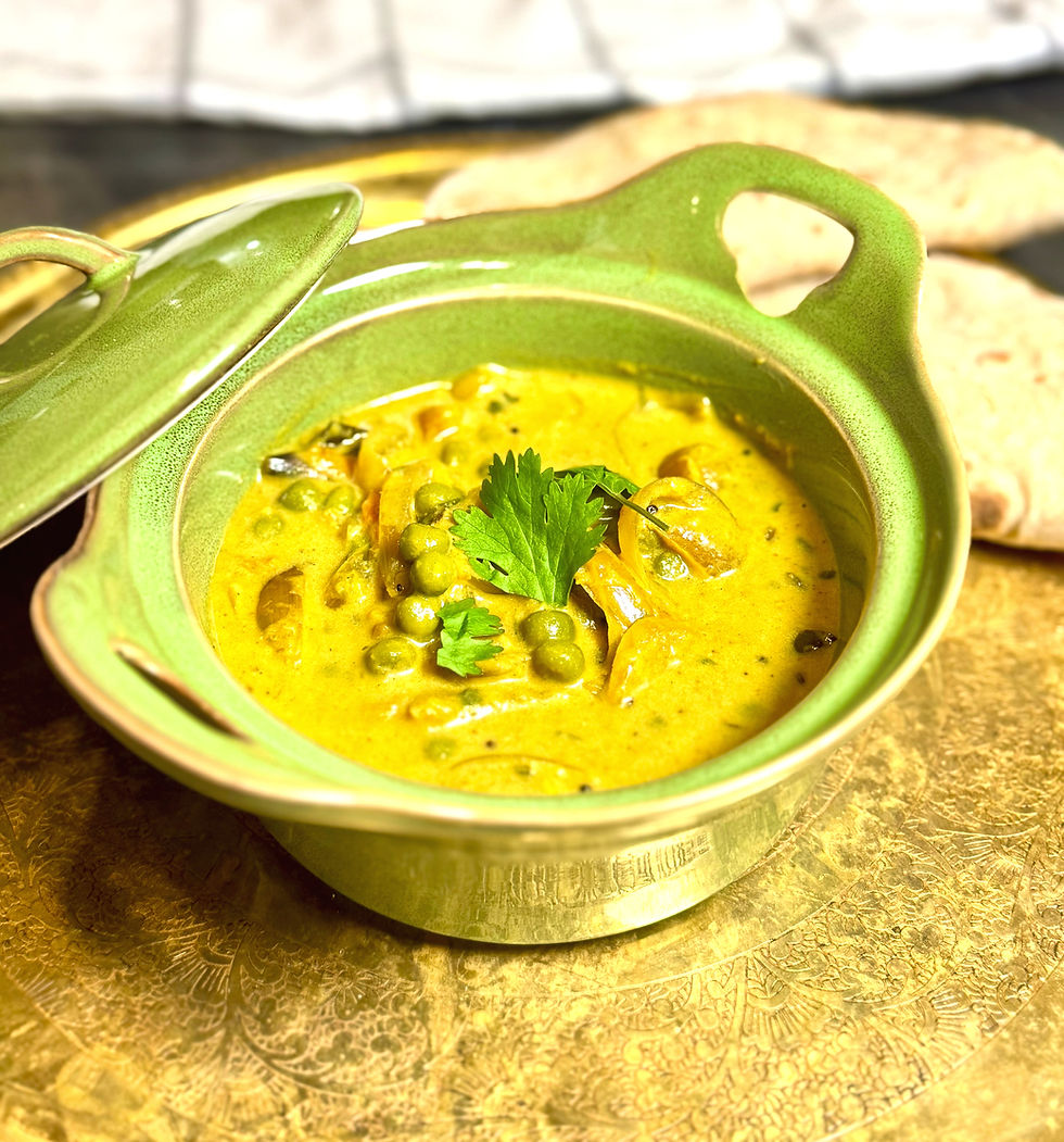 pyaz ki sabzi in a bowl