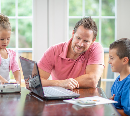 Family learning about youth savings