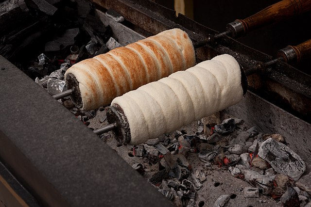 Chimney cakes cooking at the market