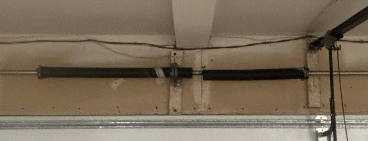 Garage door work documented with Yong T.’s review in Seattle