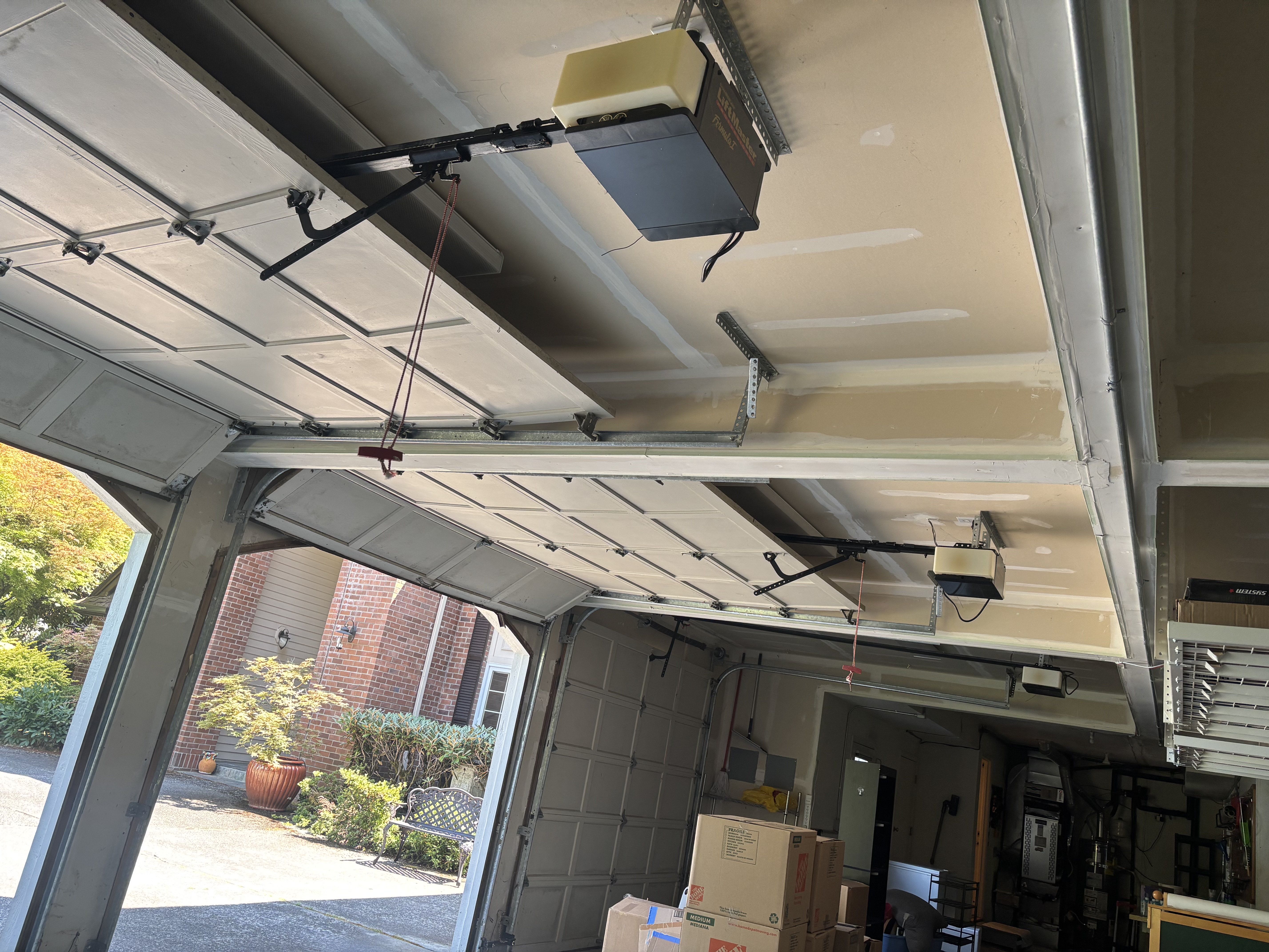 Garage door work documented with Jue Wang’s review in Woodinville