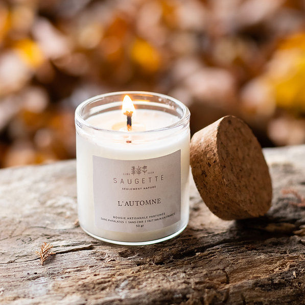 Bougie naturelle cire soja 100g parfum automne boisé ambre sous-bois épicé couvercle liège artisanale France Saugette vue 1