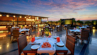 Roof Top Pool Side