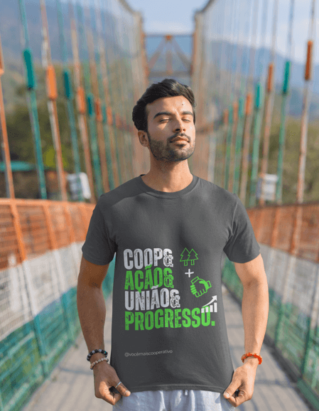 Camiseta_Estonada_Cinza.png