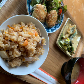 筍ご飯とコシアブラの天ぷらのランチ数量限定