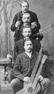 Les frères Schrammel-Musiques et vins à Grinzing déambulations européennes