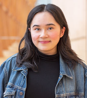 Christina Gross Headshot.jpg