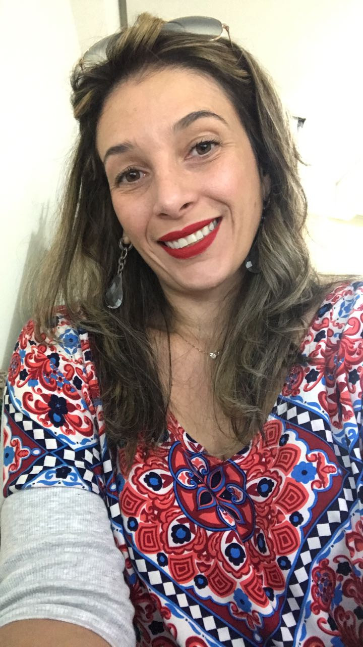 Lu com sua Blusa Mandala!