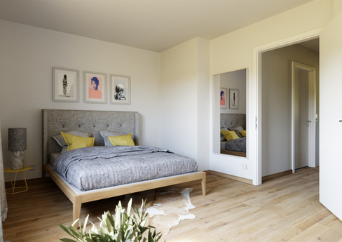 Bergfelder Grün Hohen Neuendorf - Visualisierung eines Schlafzimmers mit Doppelbett und Wandbildern