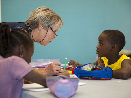 Silvia : une aventure humanitaire inoubliable avec Helpventure en Afrique 