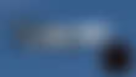 Air NZ “하늘 풍등 때문에 비행기 회항”
