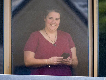 줄줄 새고 있는 세금, 검사 거부한 호주 여성…“MIQ 추가 체류 비용도 NZ정부서 지불”