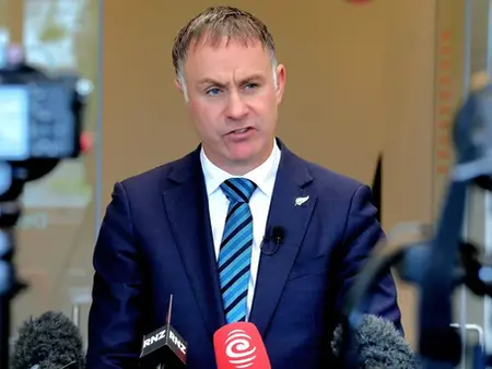 정부, 기후위기 경고 외면… ‘역주행 결정’ 논란