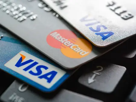 소비자 신용 수요 감소… 연체는 증가