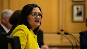 “영주권자, 실제 거주해야”… ACT, 영주권 제도 전면 개편 공약