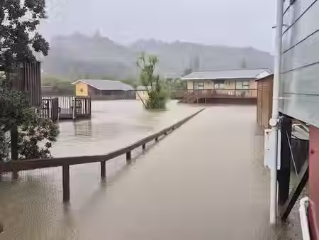 폭우에 휩쓸린 일상… 전국 곳곳 홍수 피해 확산