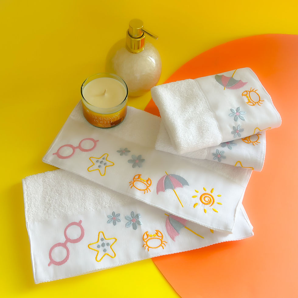 SAVING Bundle: 4 SEALY Umbrella Guest Towels + 1 MOODY Candle "SAVE 10%"