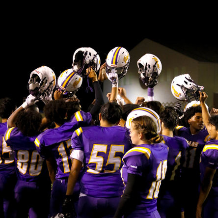 Football Season Develops Growth For Players