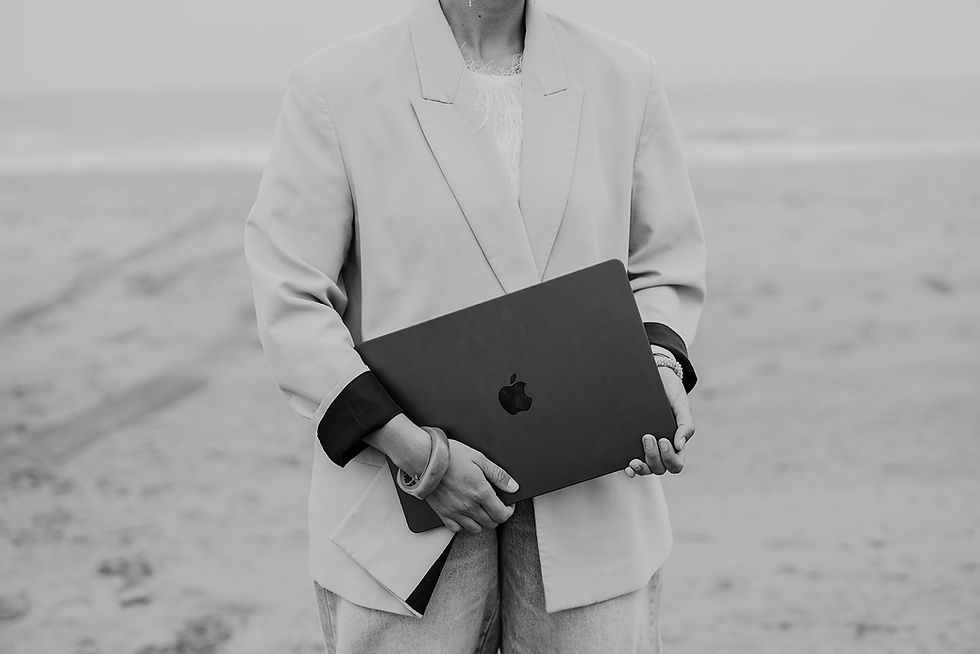 Rosavida in Nederland voor professionele fotografie en videografie van families, vrienden, bedrijven, events en weddings met een moderne, stijlvolle en cinematische uitstraling voor iedere bijzondere gelegenheid