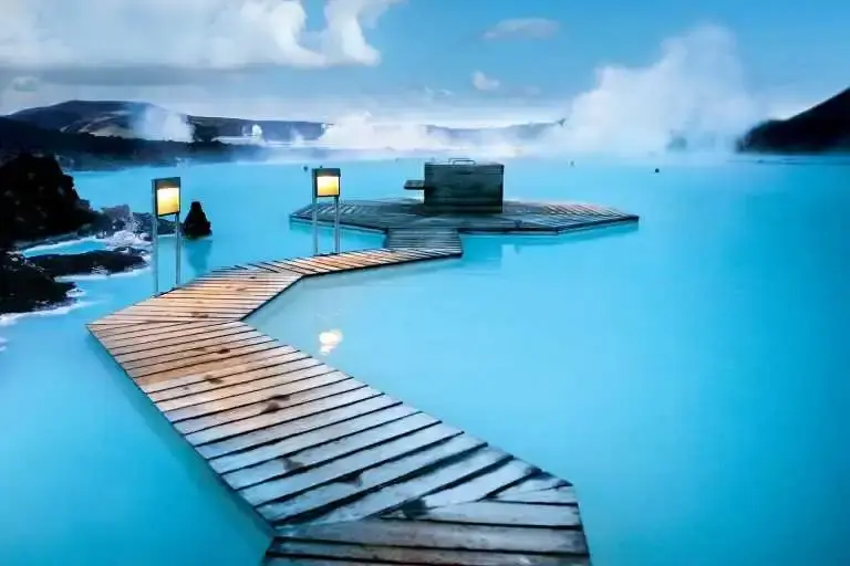 blue lagoon iceland 1.webp