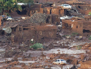 DOS MUERTOS Y 28 DESPARECIDOS EN UNA AVALANCHA EN UN PUEBLO DE BRASIL