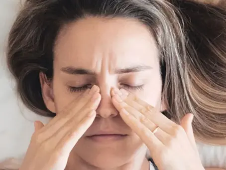 Com a chegada do inverno e das chuvas, aumentam os casos de rinite e sinusite, alerta especialista