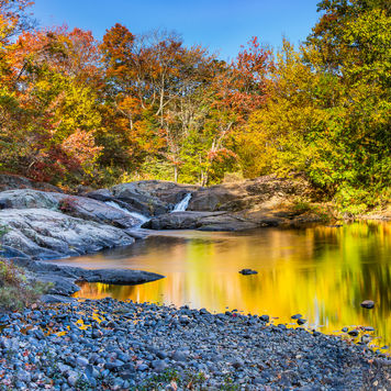FALL 1068 Root River Reflection