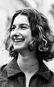 Foto Tess profiel zwart-wit.jpg