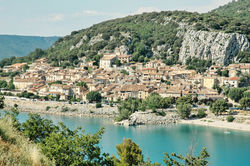 France - Provence - Bauduen, sur la rive du lac de Sainte-Croix - juin 2005