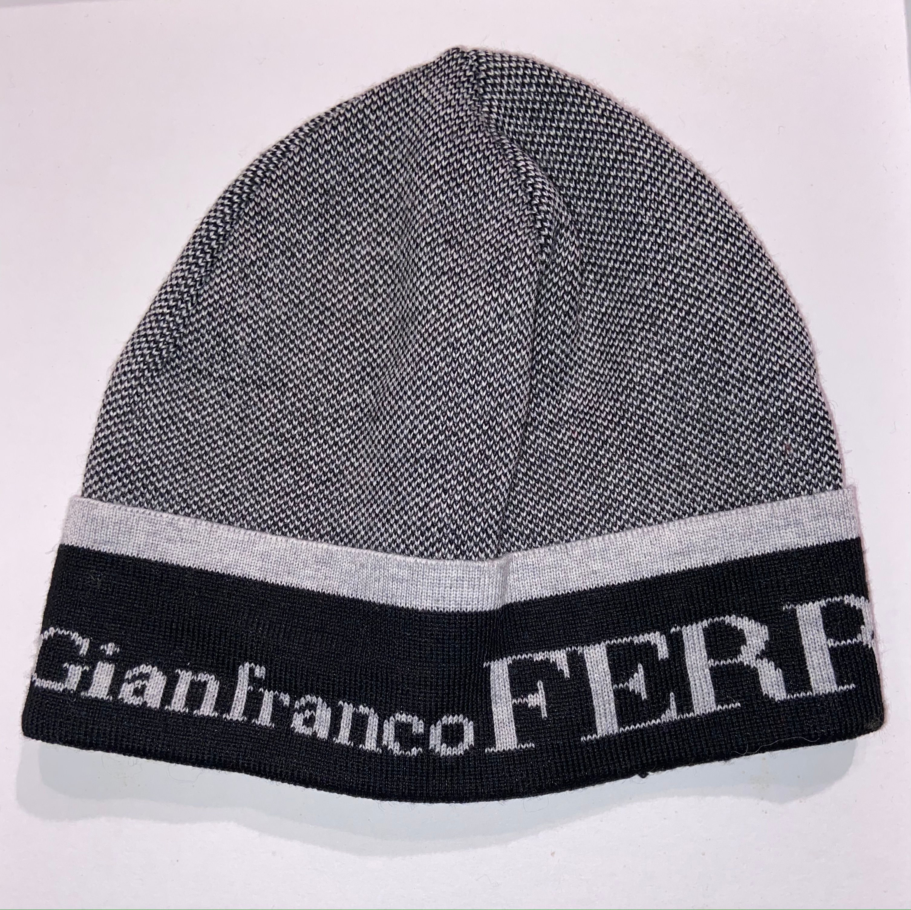 Cappello Gianfranco Ferrè
