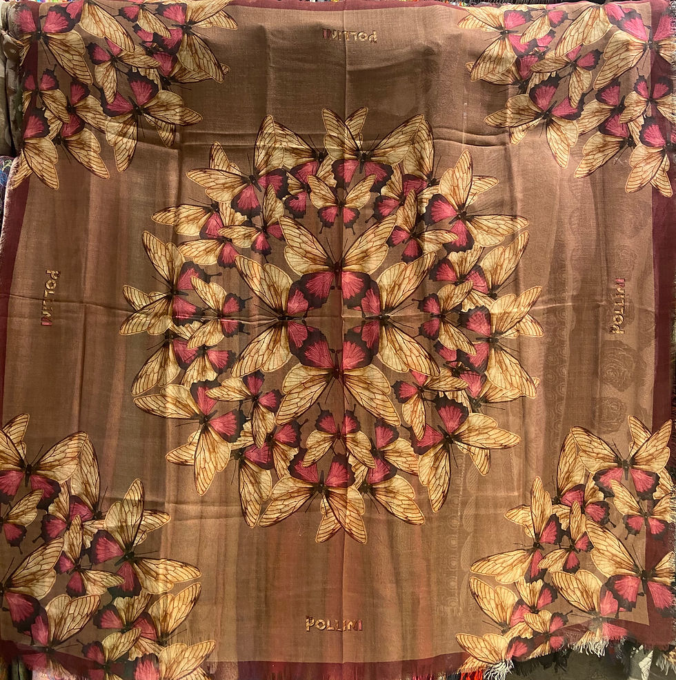 Thumbnail: Foulard Pollini farfalle
