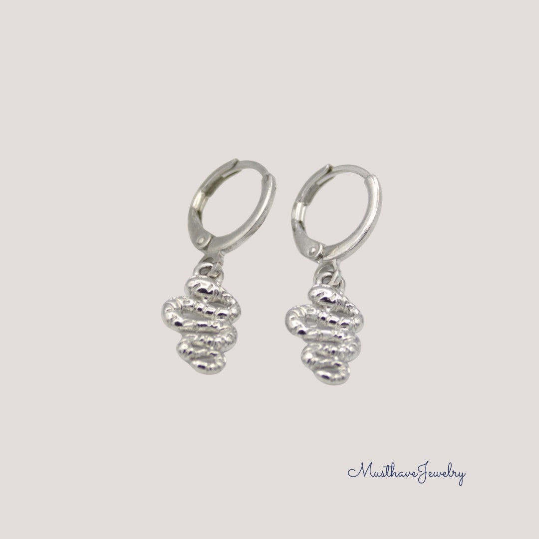 Snake oorbellen zilver