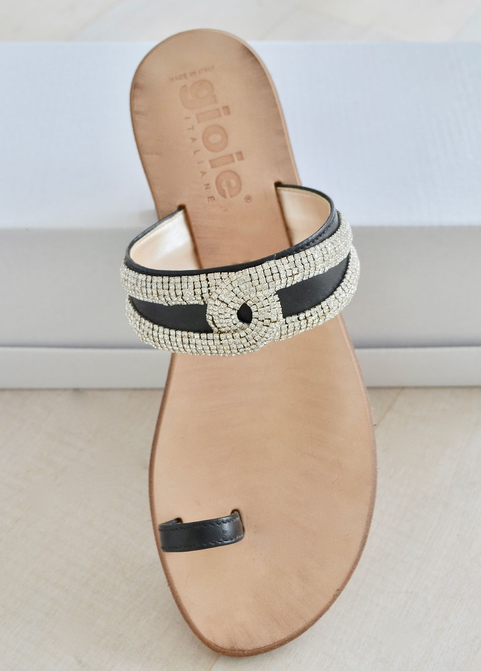Thumbnail: sandals