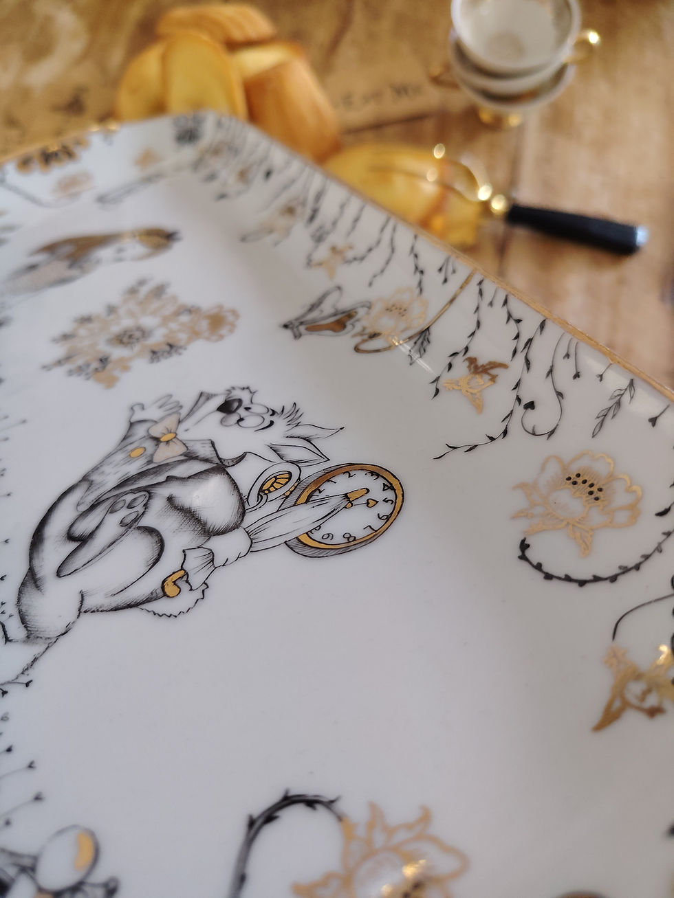 Miniature : Plat à cake - Un peu de non sens