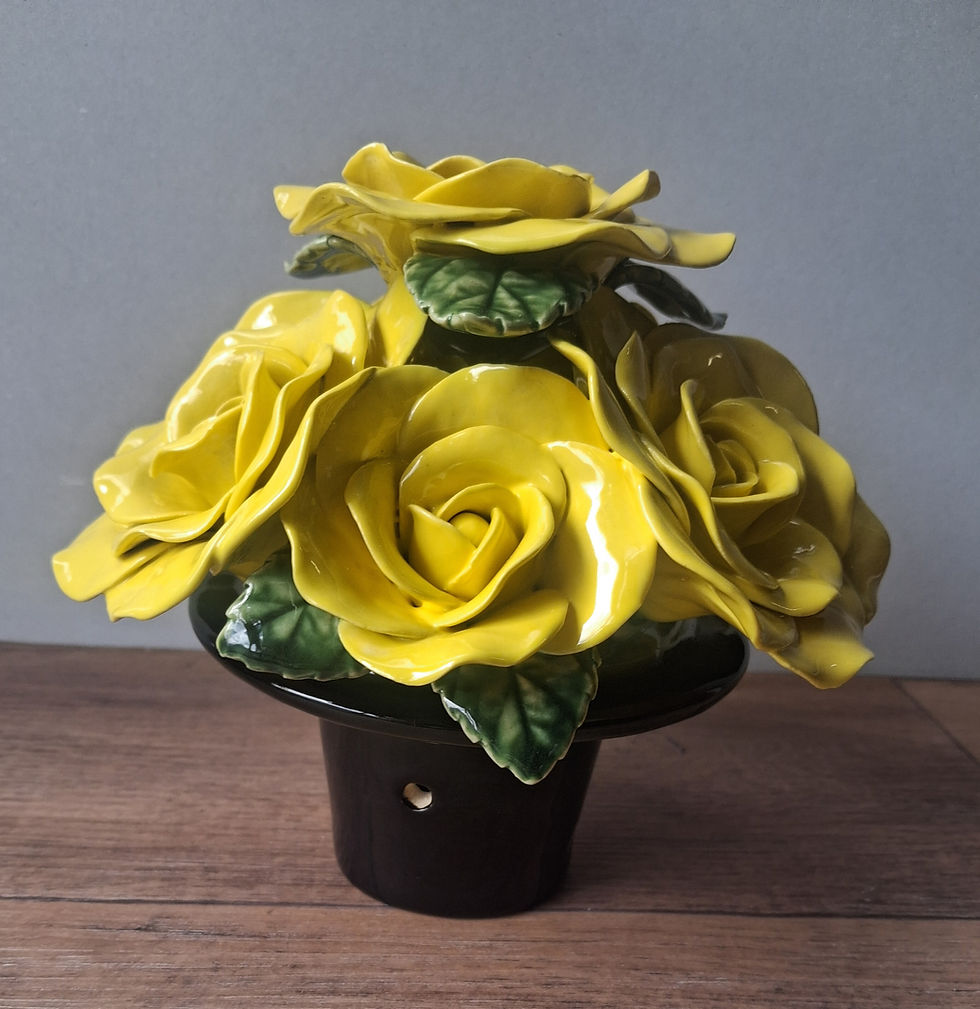 Thumbnail: Large Vase Receptacle Insert - 7 Rose Bouquet