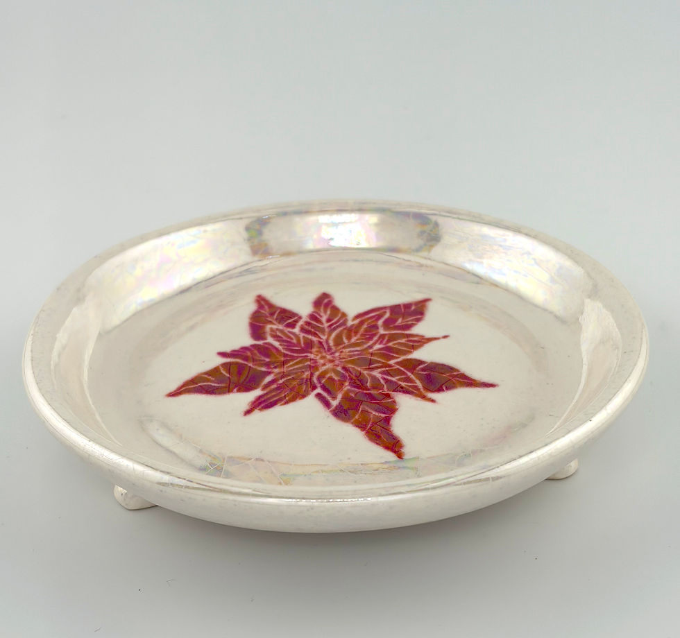 Thumbnail: Mother of Pearl Poinsettia Trinket Dish