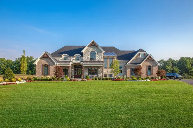Award-winning custom home built by Frazier Homes, 2018 Homearama winner, featuring exceptional craftsmanship, luxury design, and timeless architecture in Cincinnati, Ohio.