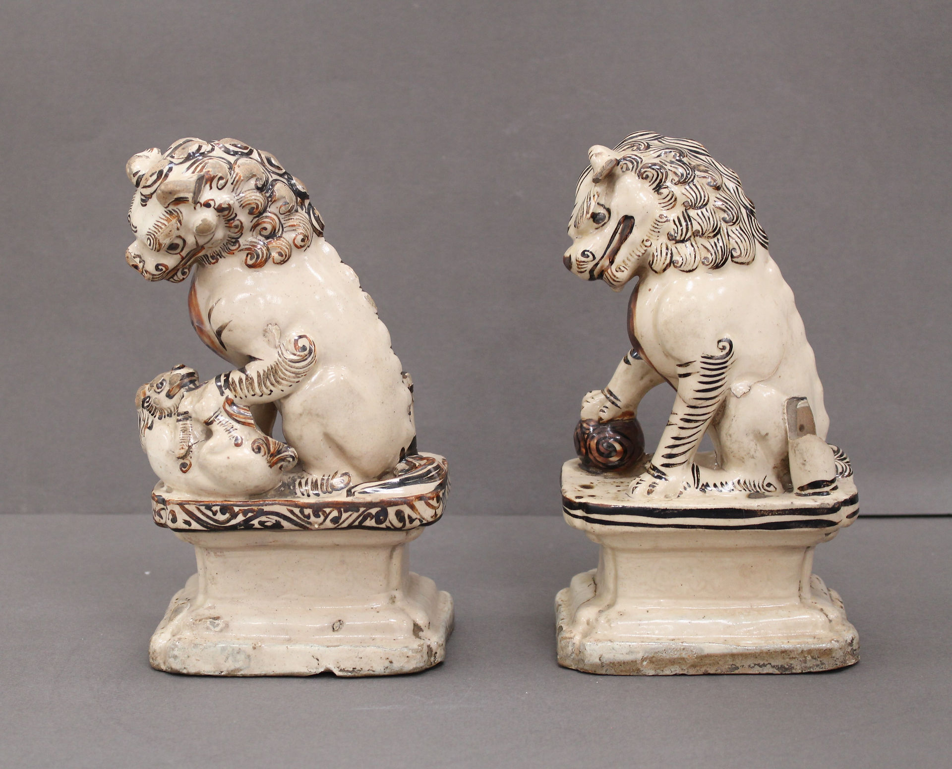 Chiens de Fô avant restauration, Face A