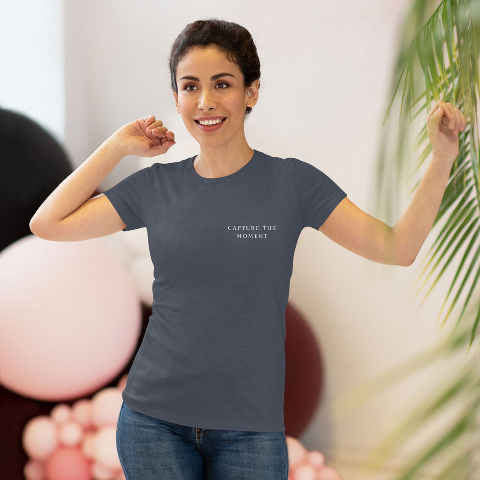 Thumbnail: LORIS Women's  “Signature Capture” T-Shirt