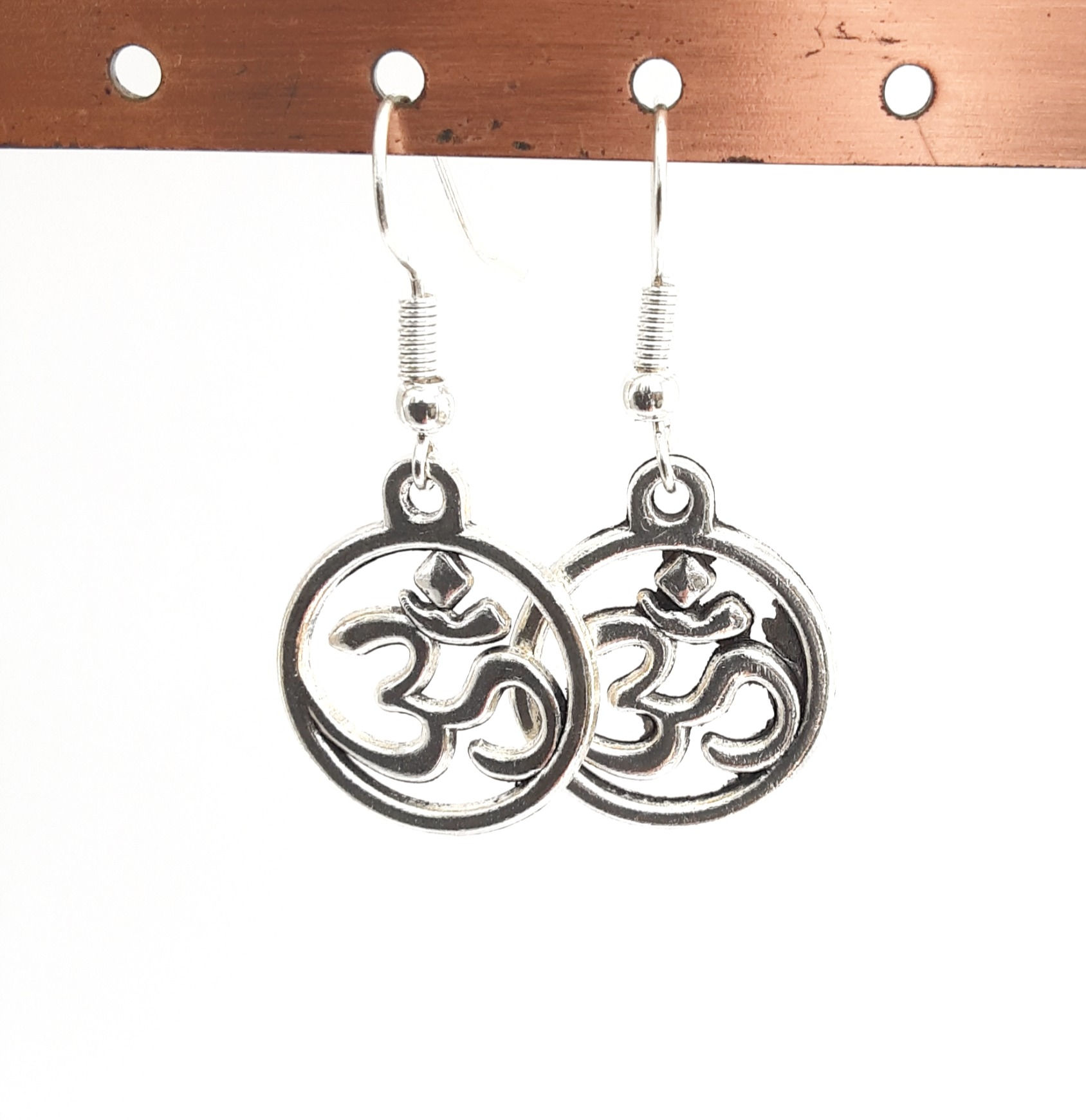 Boucles d'oreilles AUM Réf : ZBO 012