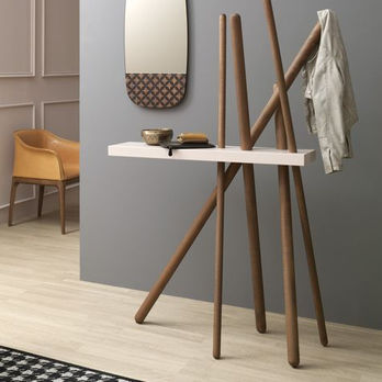 badkamer meubel in grijze badkamer