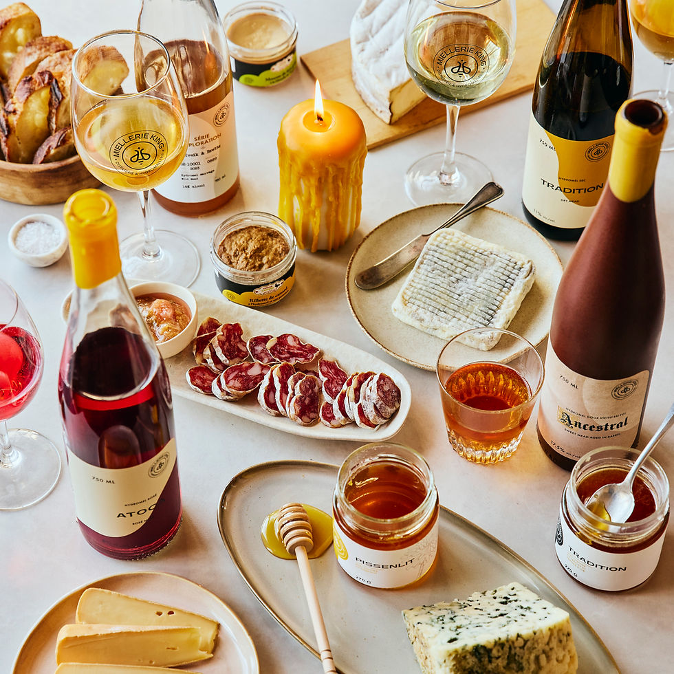 Des miels purs, des vins de miels et des hydromels de la Miellerie King à l'apéro
