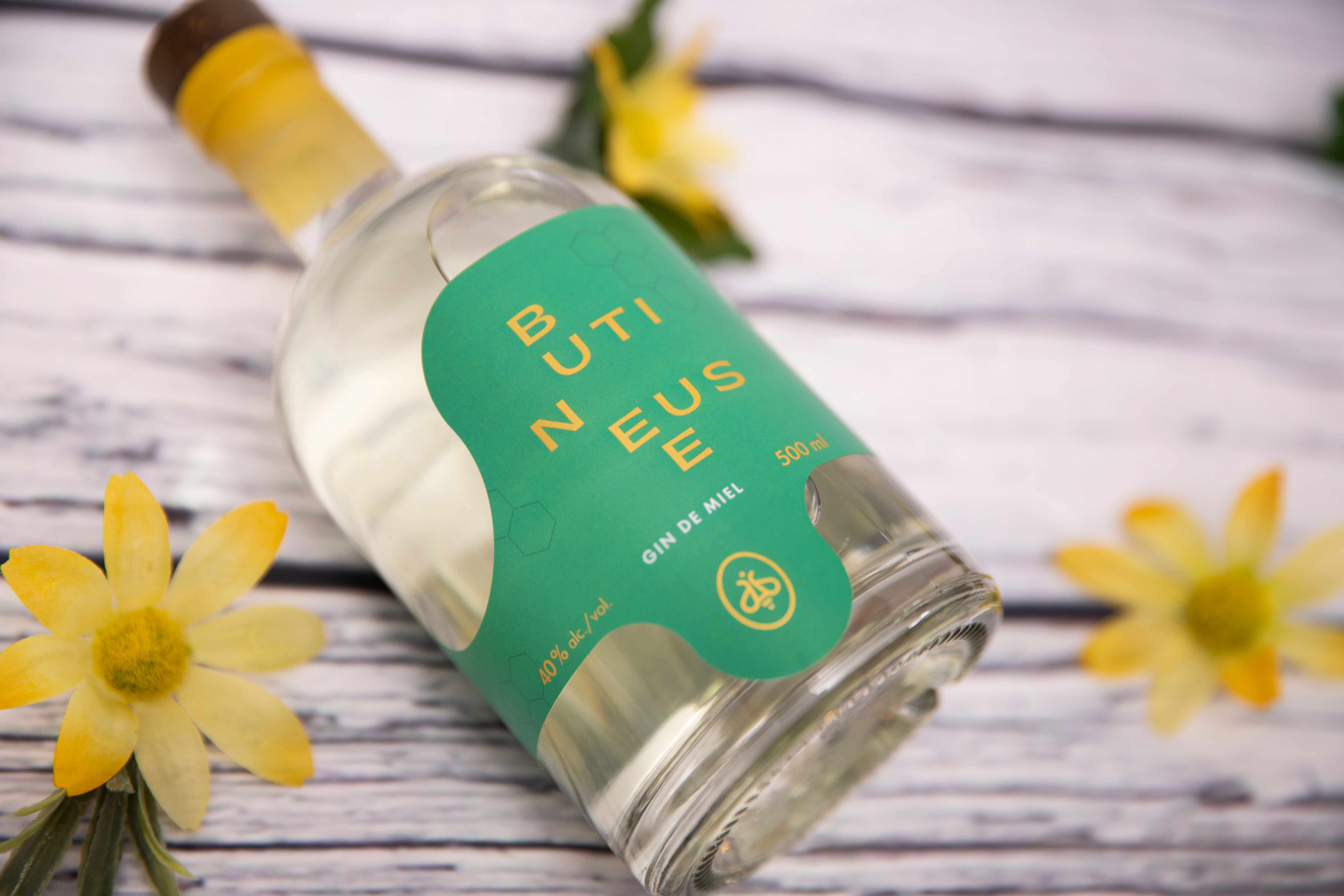 Butineuse - Gin de miel boréal