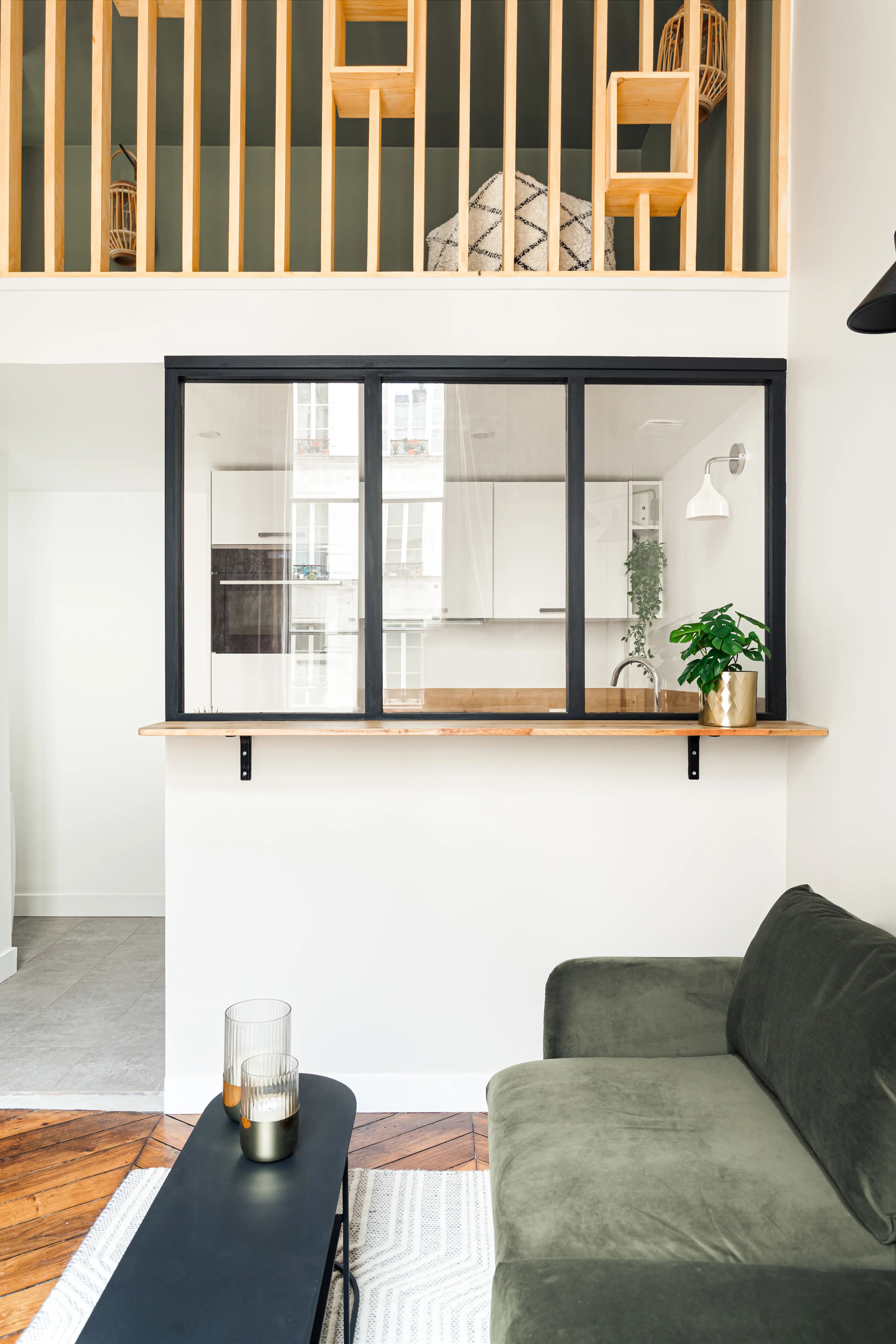salon avec mezzanine
