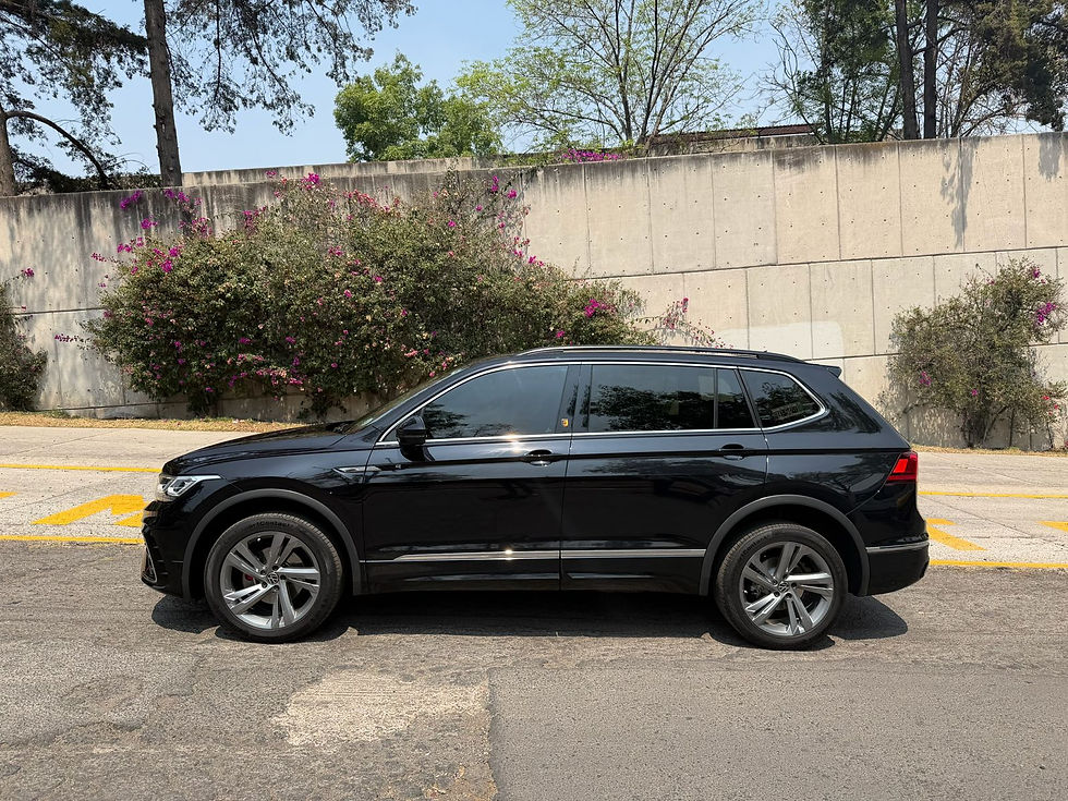 Miniatura: Volkswagen Tiguan R-Line 1.4T 2023