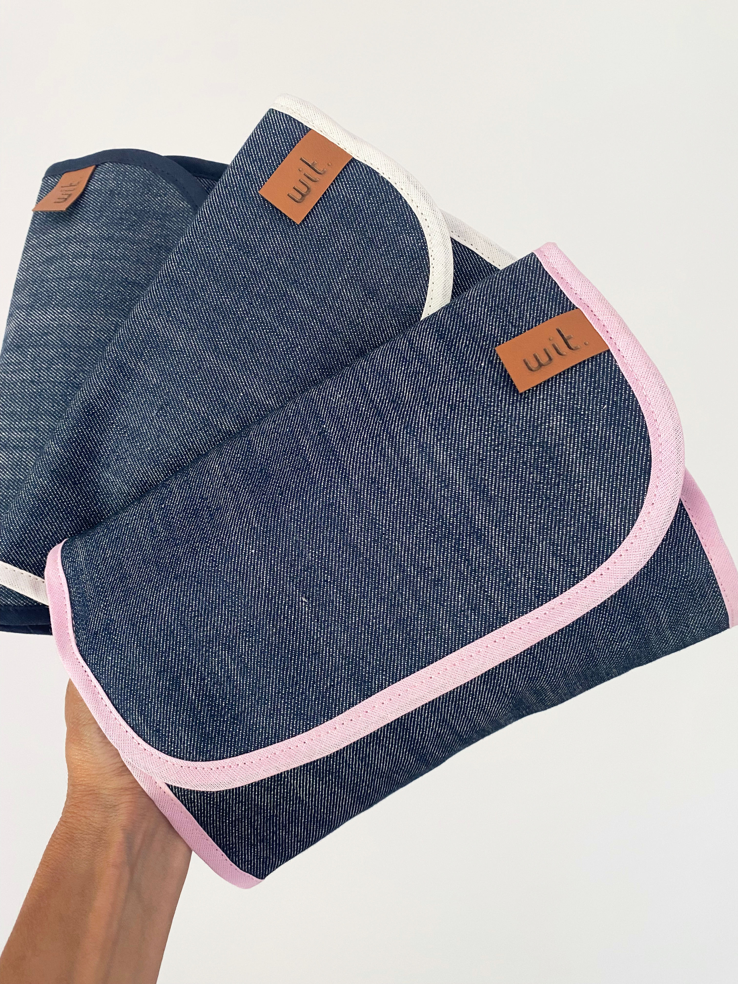 Cartuchera Jean Wit.