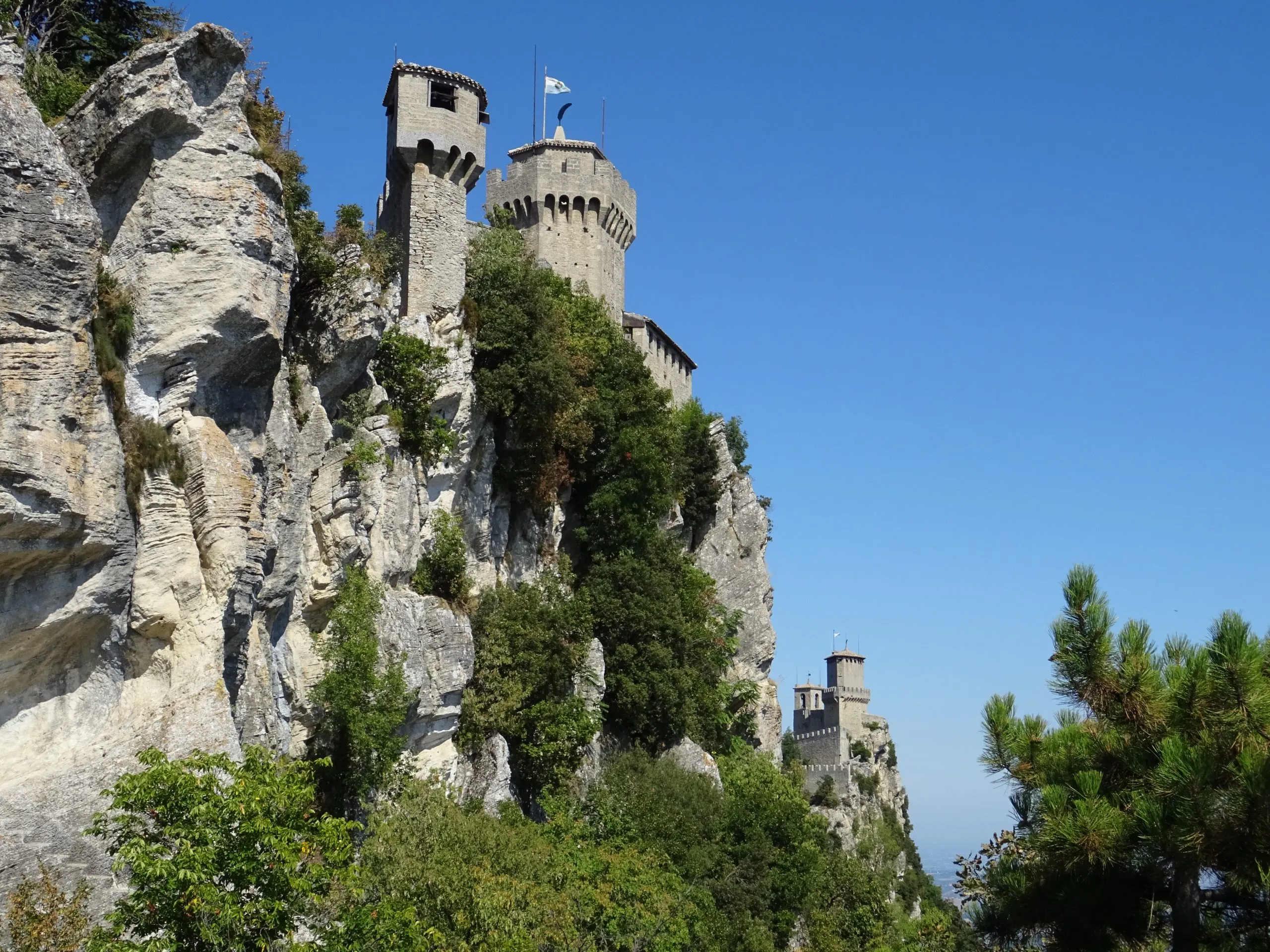 seconda-torre-cesta-guaita-san-marino-visite-guidate-guida-turistica-armi-antiche-passo-st