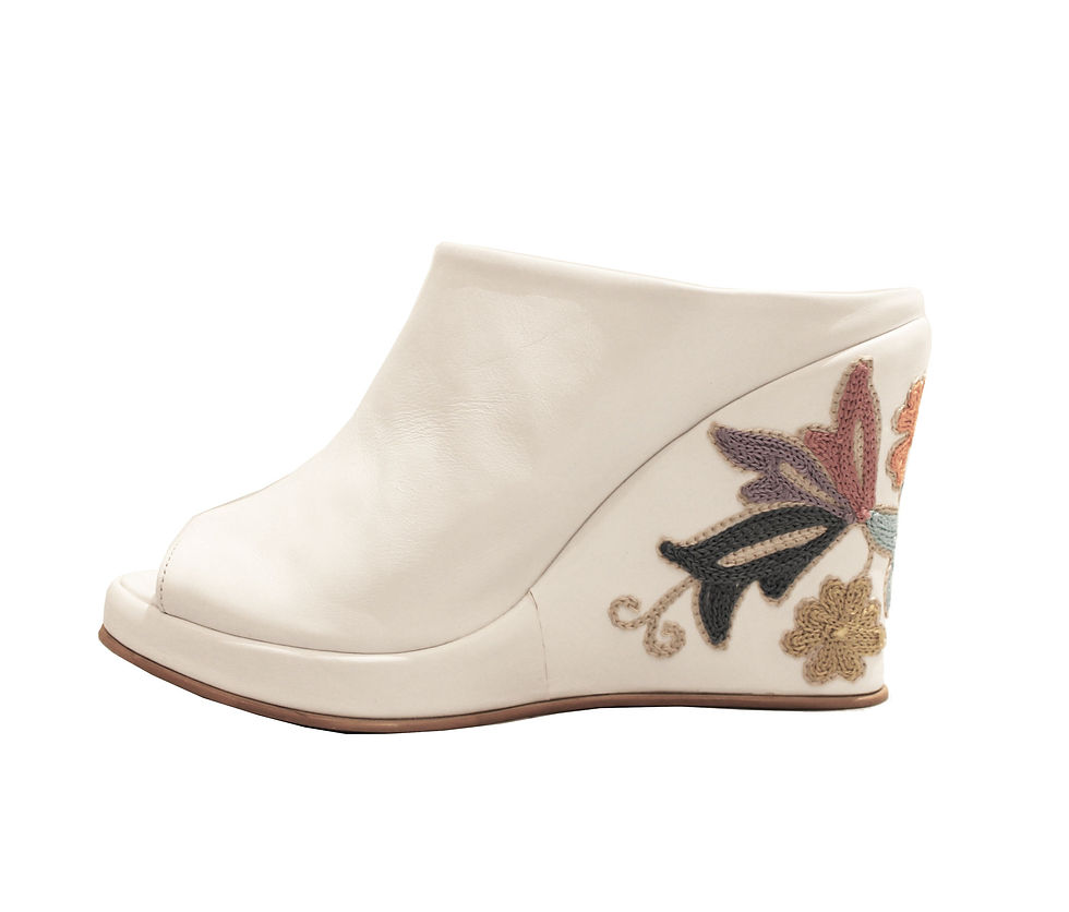 Thumbnail: White Dream - Slip On Wedge