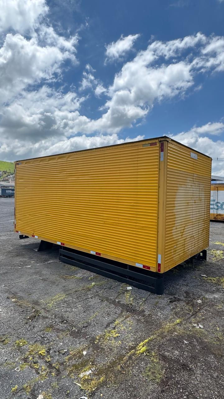 Miniatura: Baú para caminhão 3/4 - 5,20m comprimento